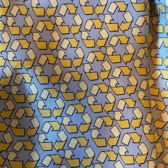 Recycle Tie by Josh Bach. 100% Silk - Picture 7 of 8